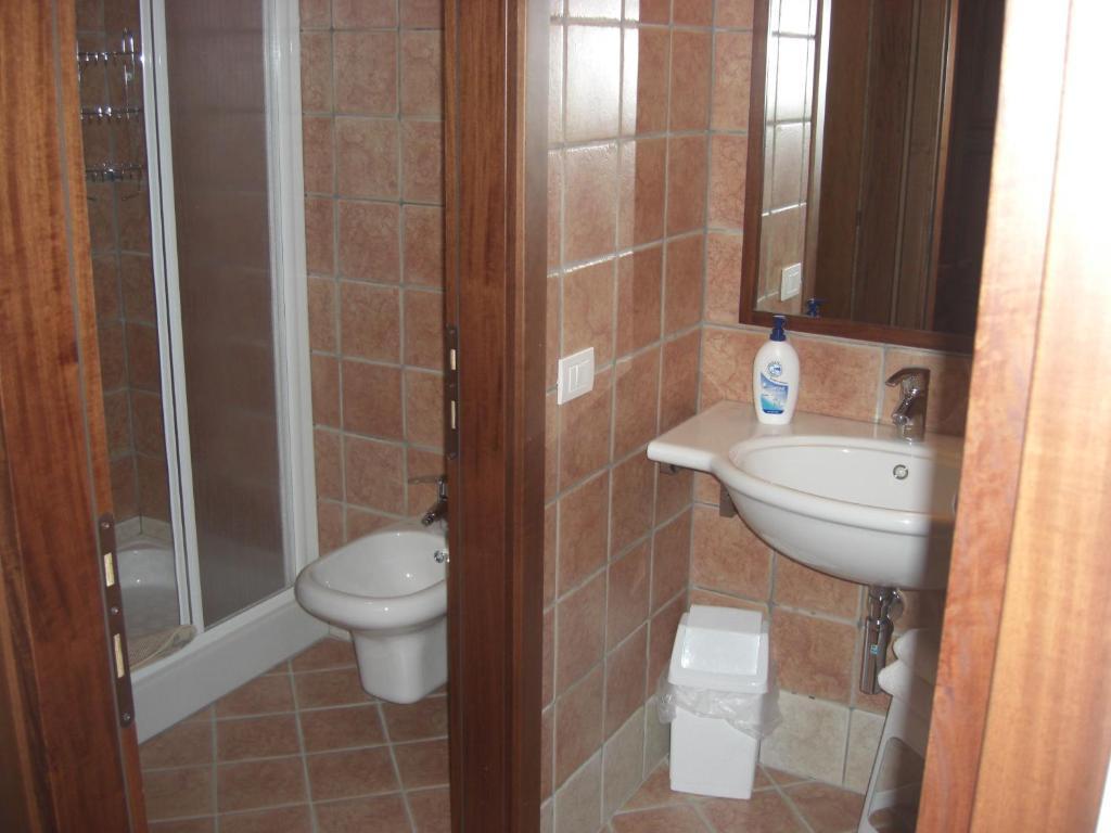 Locanda Ristorante Al Cardellino Bardolino Chambre photo